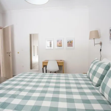 Apartment Spacious Unique Luxurious *